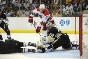 Carolina Hurricanes v Pittsburgh Penguins