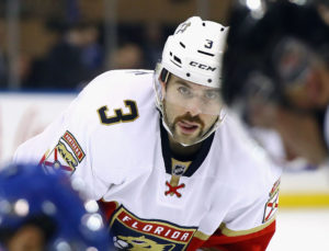 at Madison Square Garden on November 20, 2016 in New York City.