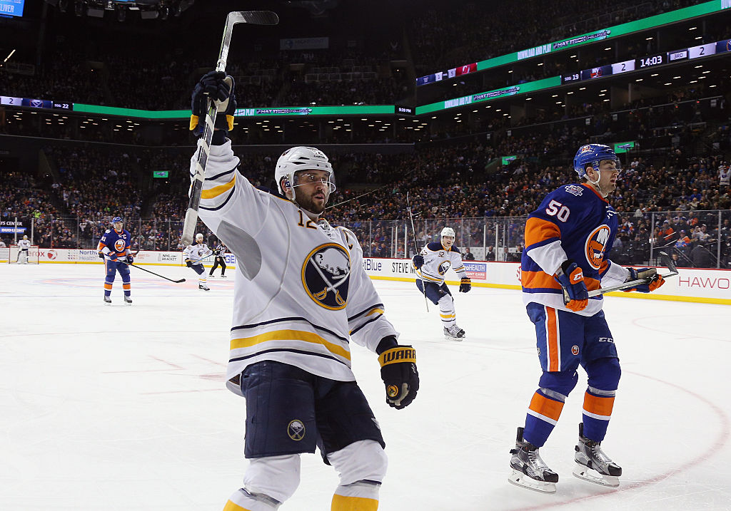 Buffalo Sabres v New York Islanders