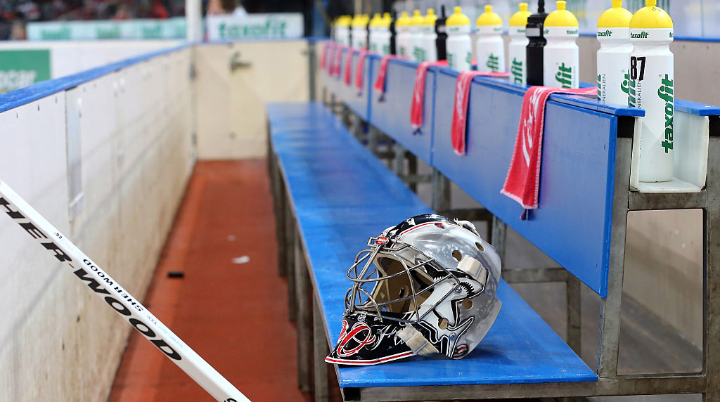 Koelner Haie v Eisbaeren Berlin – DEL