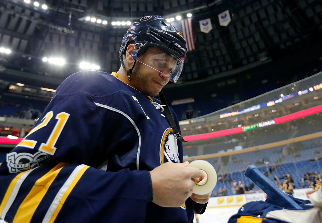 Arizona Coyotes v Buffalo Sabres