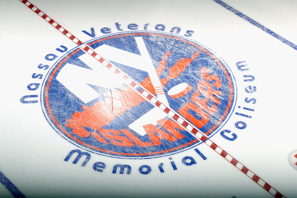Edmonton Oilers v New York Islanders