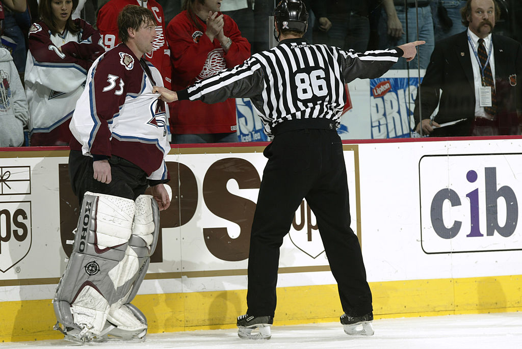 Red Wings v Avs