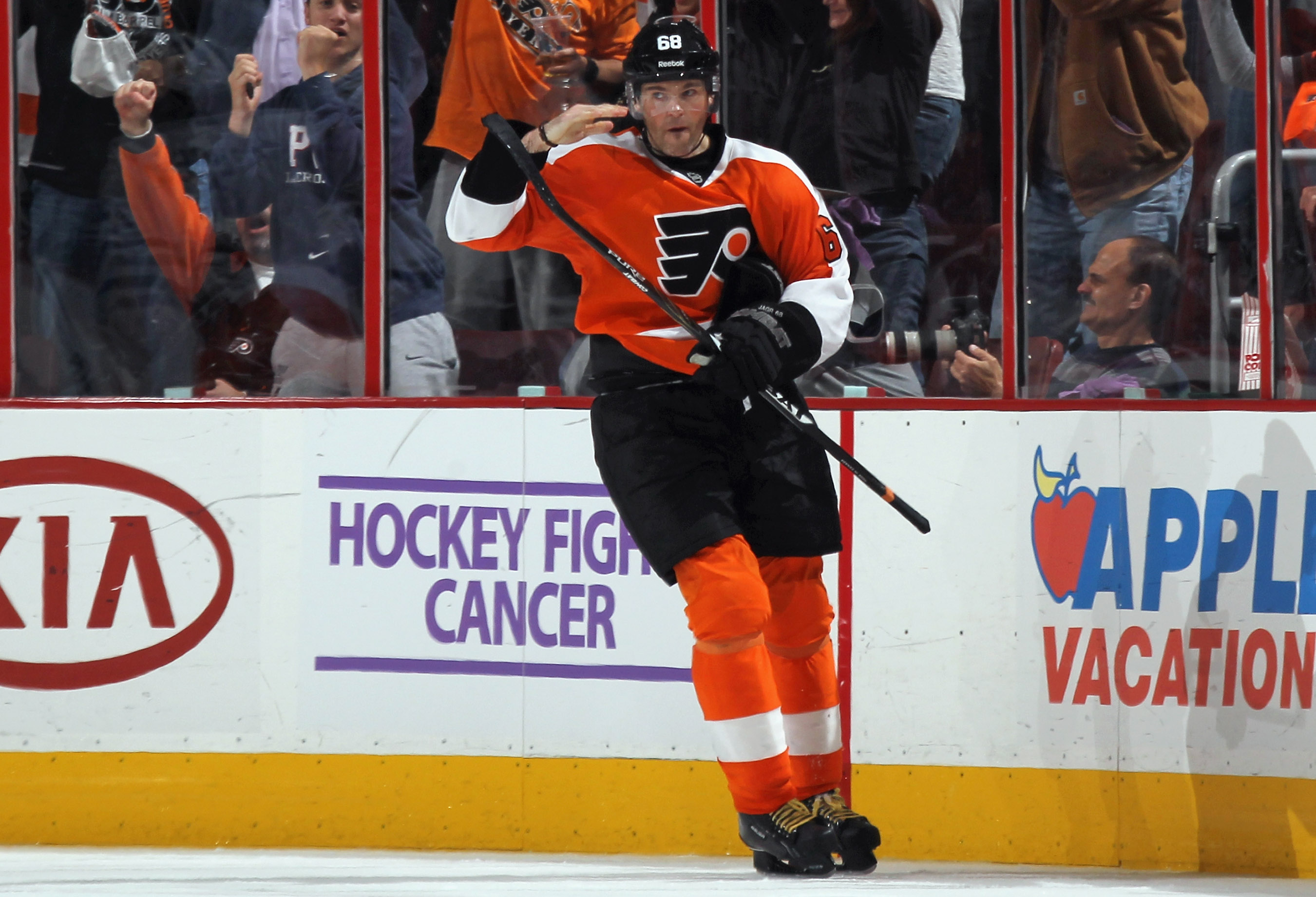 Toronto Maple Leafs v Philadelphia Flyers