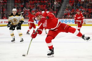 Boston Bruins v Detroit Red Wings