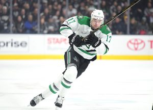 at Staples Center on January 9, 2017 in Los Angeles, California.