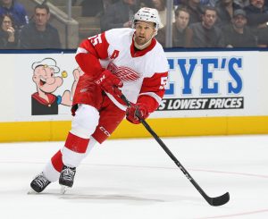 Detroit Red Wings v Toronto Maple Leafs