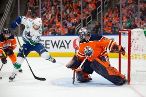 Vancouver Canucks v Edmonton Oilers