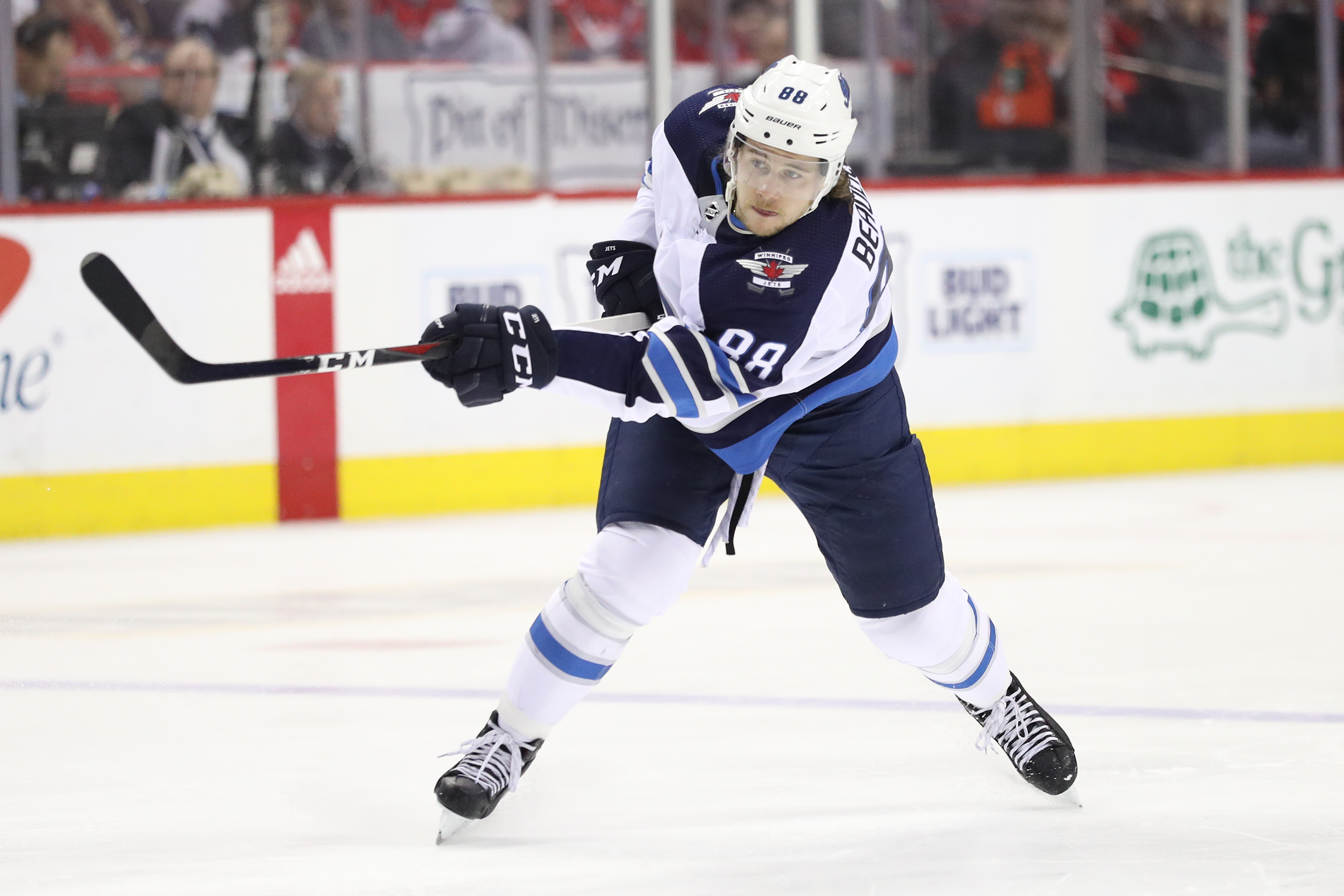 Winnipeg Jets v Washington Capitals