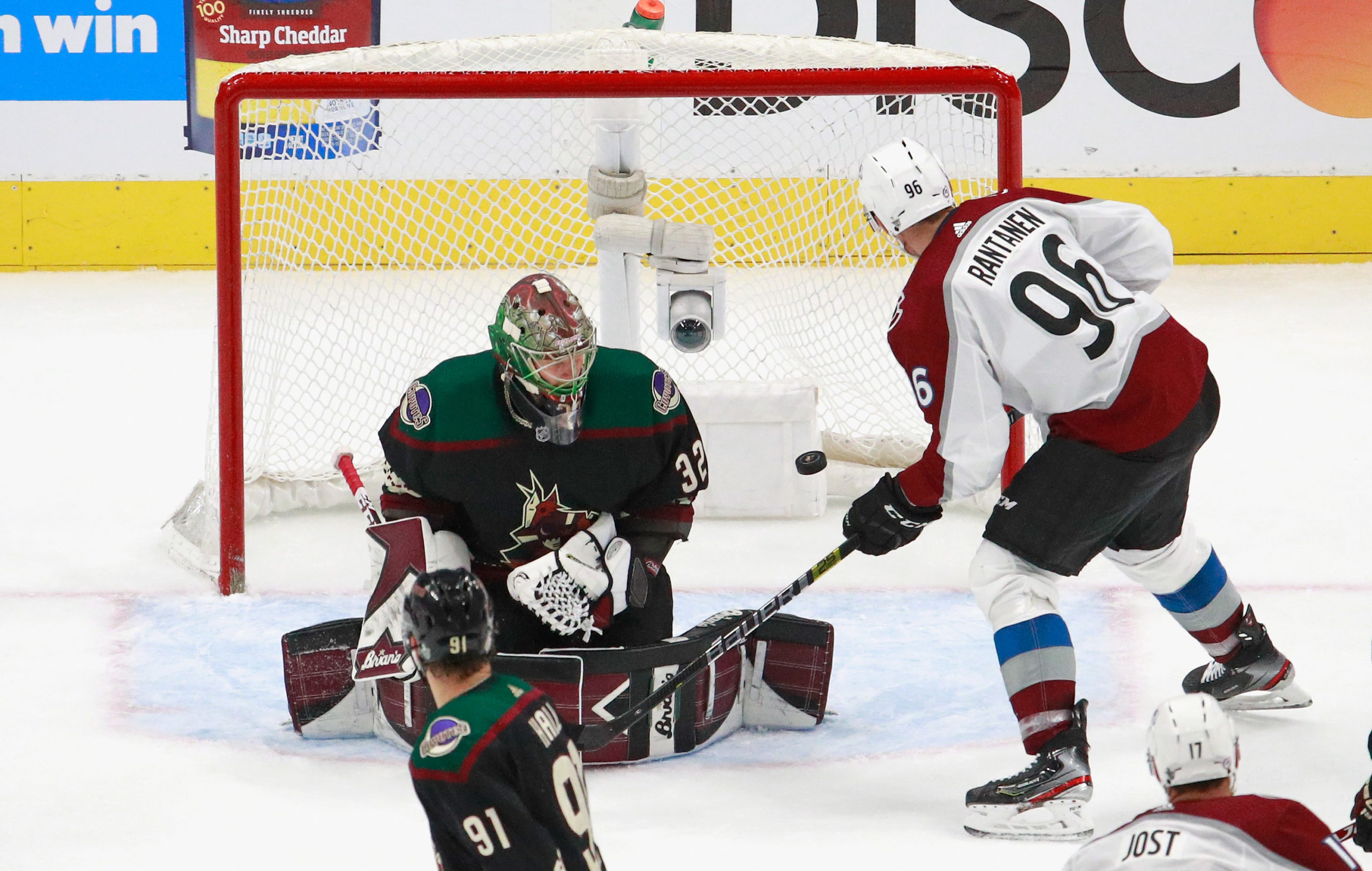 Colorado Avalanche v Arizona Coyotes – Game Four