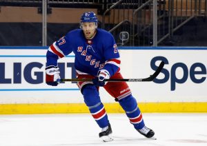 New York Islanders v New York Rangers