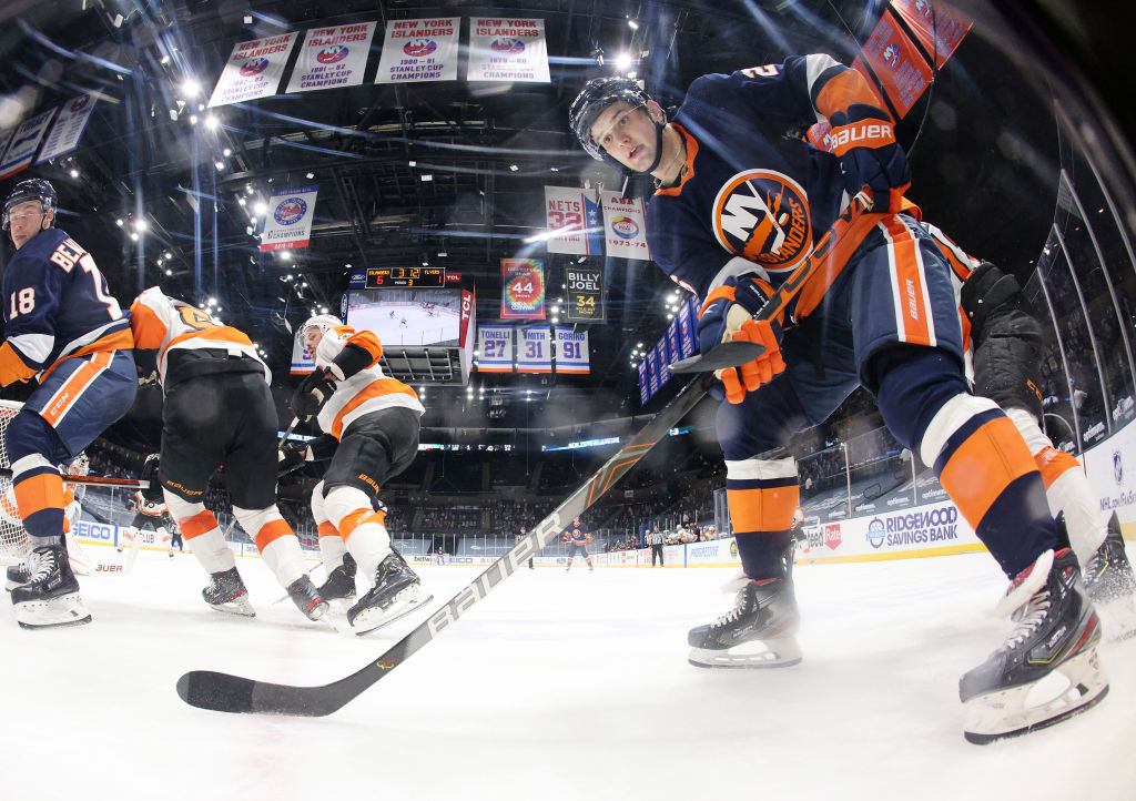 Philadelphia Flyers v New York Islanders