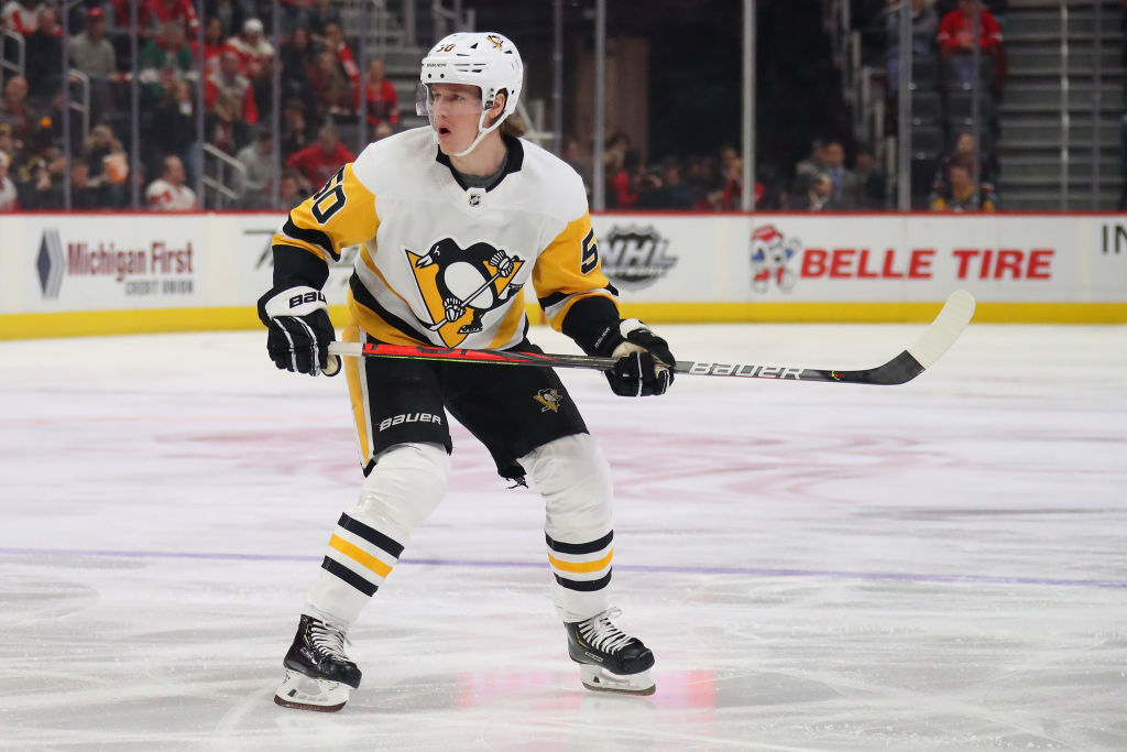 Jusso Riikola returns to Penguins practice, albeit in non-contact jersey