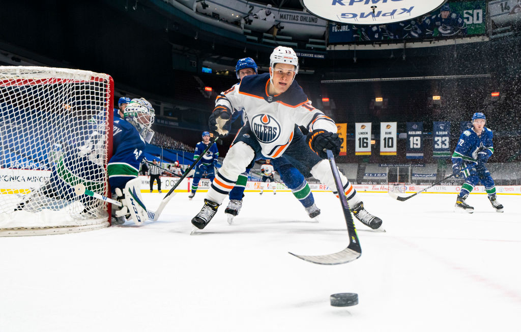 Edmonton Oilers v Vancouver Canucks