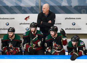 Karua tekstiä! Arizona-pelaaja latasi suorat sanat Coyotesin muutosta: ”Kuin olisimme pelanneet eri liigassa” Nashville Predators v Arizona Coyotes