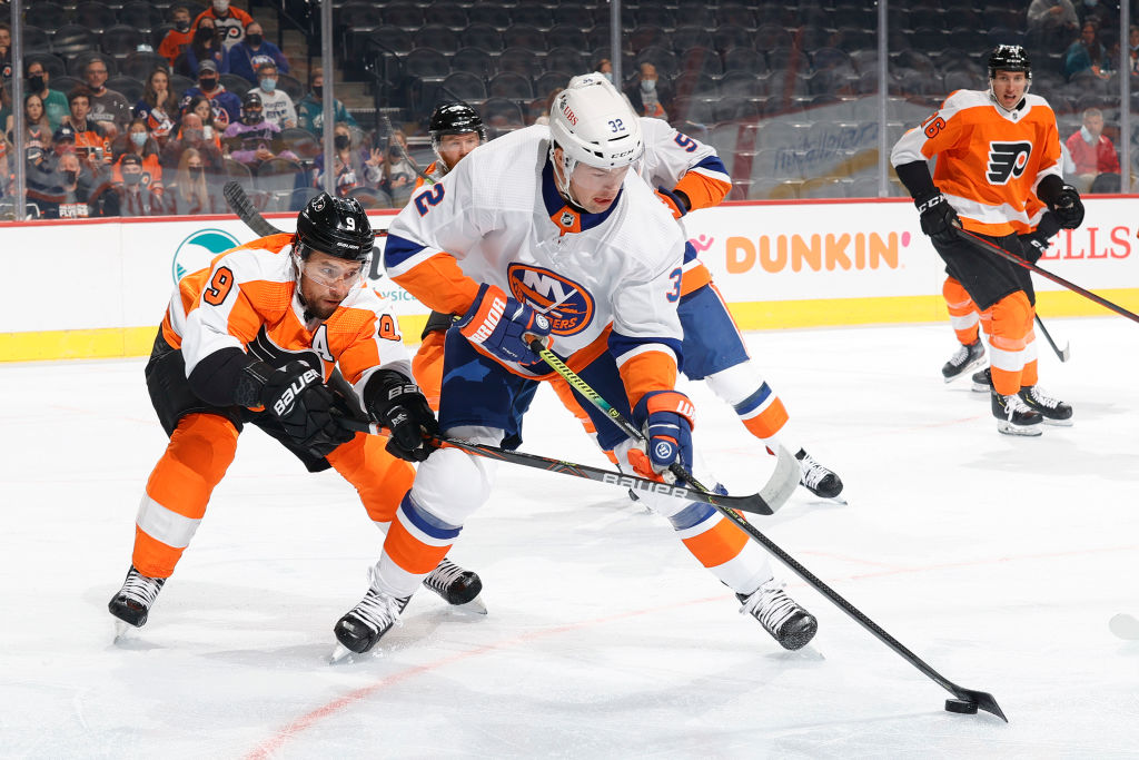 New York Islanders v Philadelphia Flyers