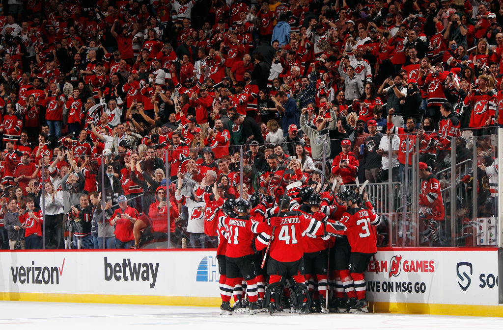 Chicago Blackhawks v New Jersey Devils