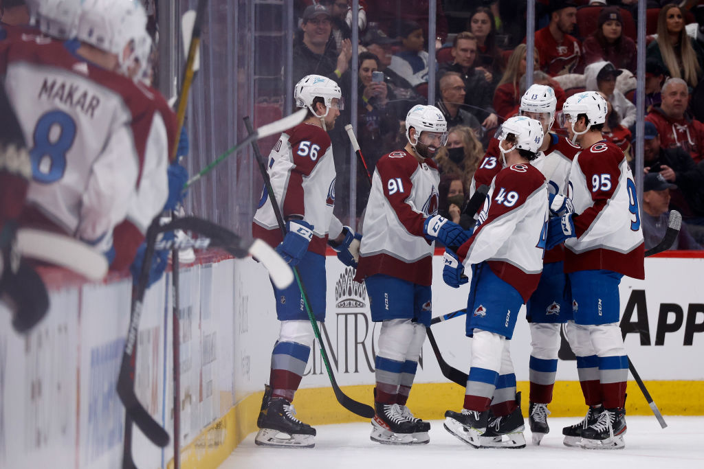 Colorado Avalanche v Arizona Coyotes