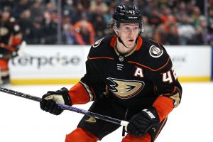 Carolina Hurricanes v Anaheim Ducks