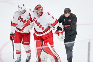 Carolina Hurricanes v Colorado Avalanche