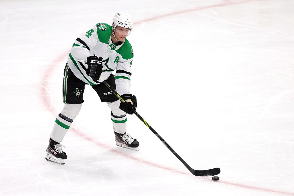 Dallas Stars v Chicago Blackhawks