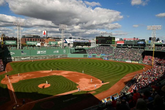 getty_fenwaypark20221125