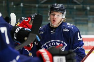 Leijonien NHL-huippulupaus imee supertähdeltä oppia maalintekoon – ”Lempipelaaja” pml_hameenaholenni20221217