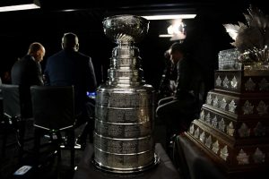 Kanadalaistoimittaja veti järkyttävällä tavalla kotiinpäin NHL-finaalien Conn Smythe -äänestyksessä aop_stanleycupconnsmythe20240628
