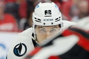 Carolina Hurricanes: Kahden ex-tehomiehen testisopimukset purettu aop_LabancKevin_20240915