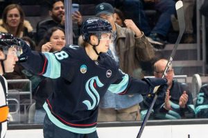 NHL:n suomalaislupaus jatkoi kovaa virettään – osui jälleen! aop_nymanjani_20250317
