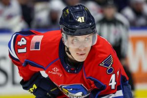 GM hehkutti nuorta suomalaislupausta – vertasi NHL-legendaan: ”Osaa lukea peliä hyvin” aop_kaskimakialeksanteri20250510