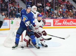 Suomalaislupaus: NHL-sopimus kouraan! aop_miettinenjulius20251004