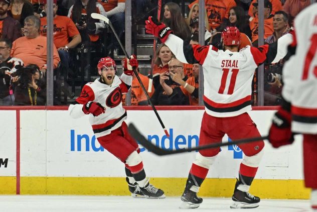 aop_carolinahurricanes20260508